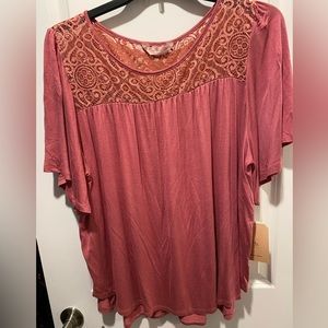 Brand new plus size shirt in dusty pink with lace top front and back.